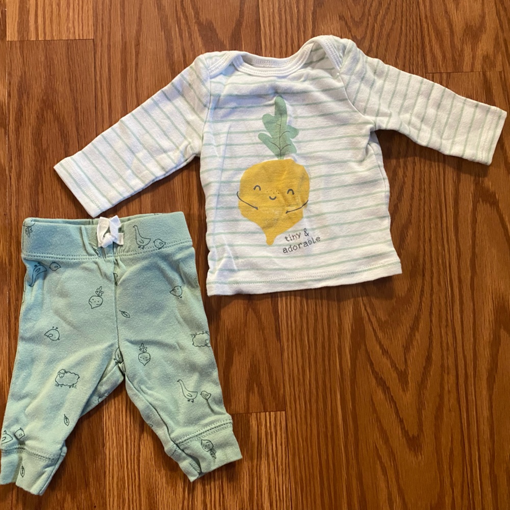 Carter’s outfit